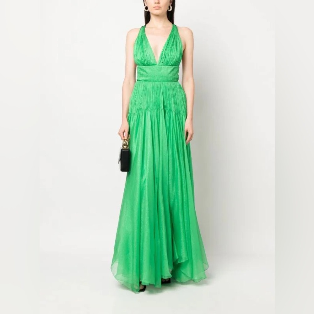 Maria Lucia Hohan
Ozana V-neck gown